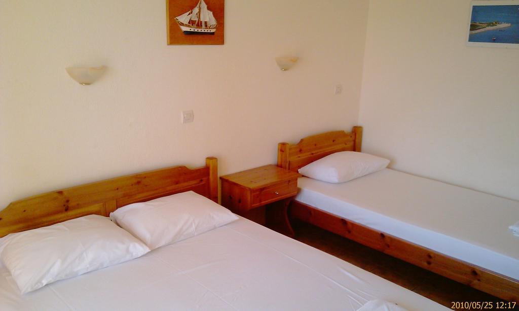 Hotel Giorgio Kallithea  객실 사진